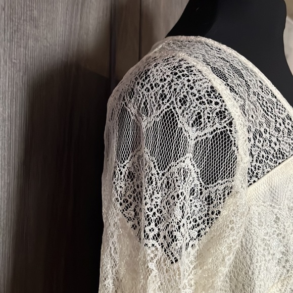 Kensie lace top - Picture 7 of 16